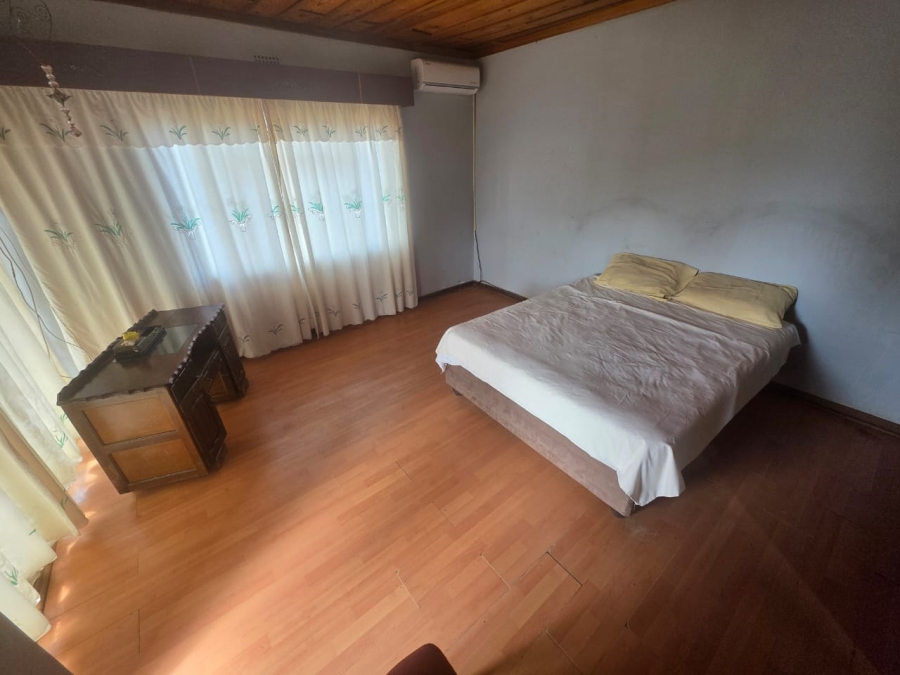 4 Bedroom Property for Sale in Roodepan Northern Cape